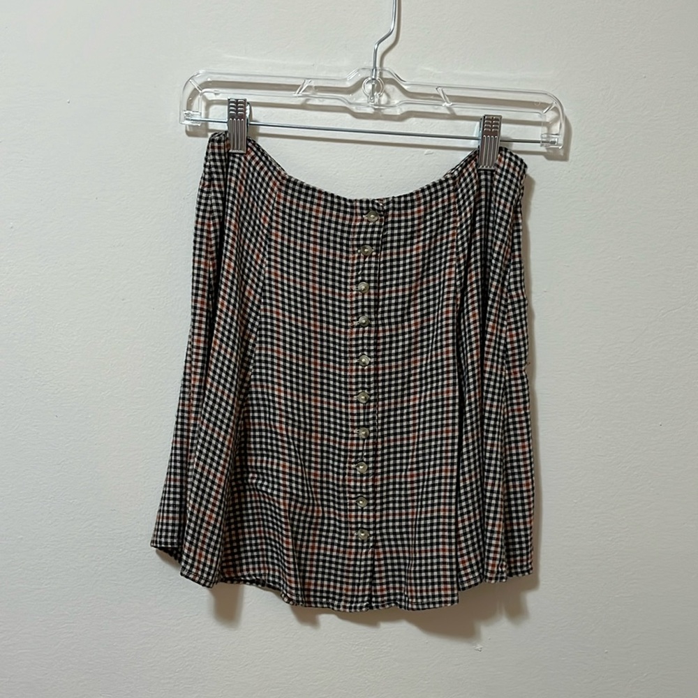Plaid checked button skirt